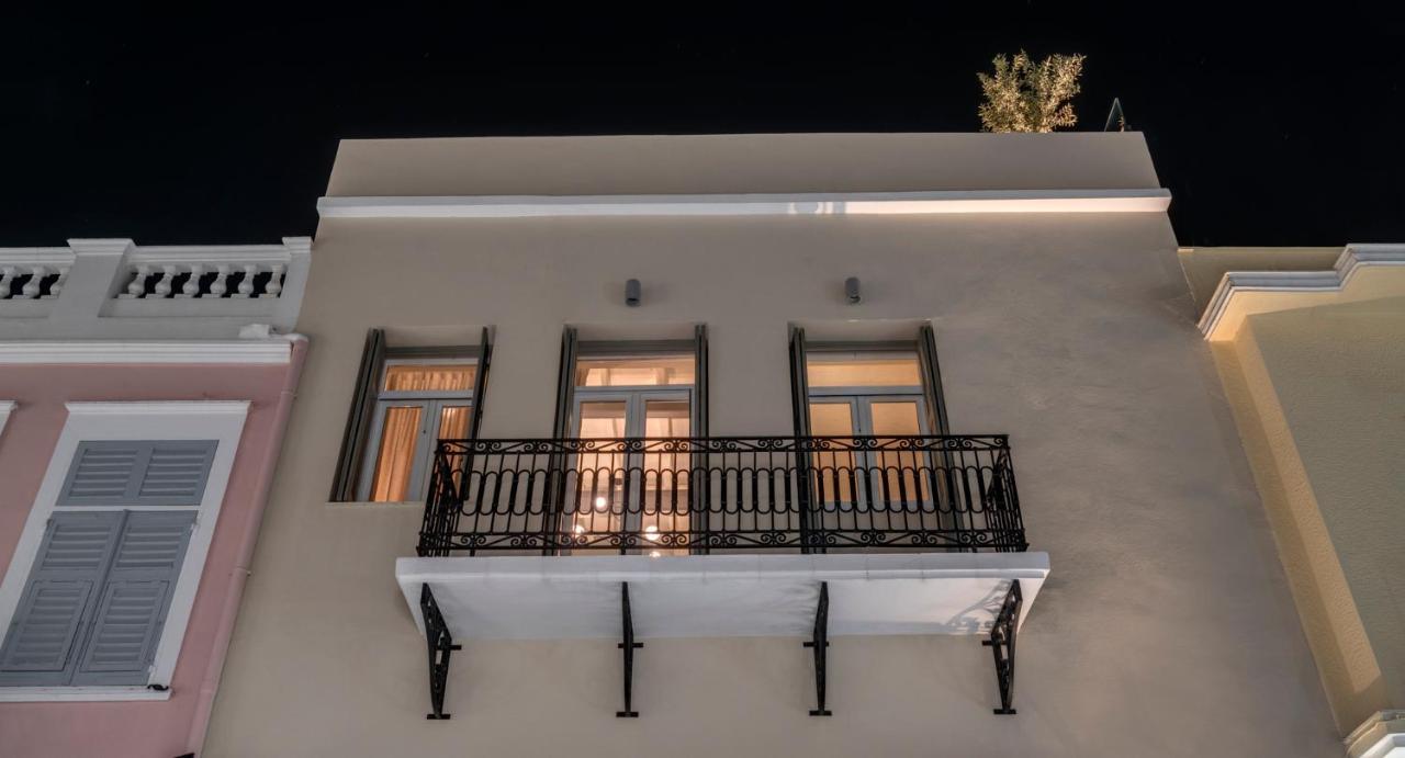 The Heart Of Syra - Your Home In Ermoupolis Экстерьер фото